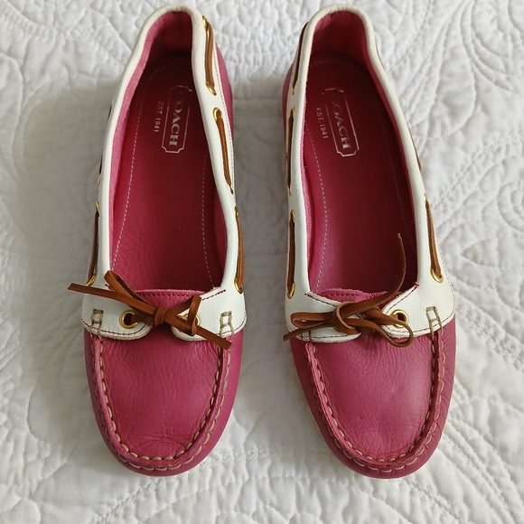COACH VINTAGE TINY KITTEN HEEL LOAFERS Y2K - Picture 5 of 13